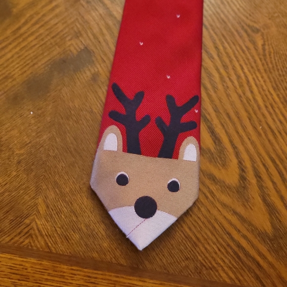 Christmas Reindeer tie - Picture 3 of 3
